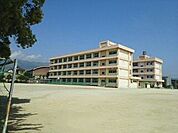 【小学校】春木川小学校まで600ｍ