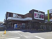 【スーパー】ドミー新川店まで590ｍ