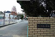 【小学校】北小松島小学校まで100ｍ