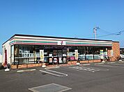 【コンビニエンスストア】セブンイレブン土居町入野店まで1092ｍ