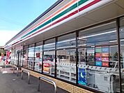【コンビニエンスストア】セブンイレブン古三津1丁目店様まで450ｍ