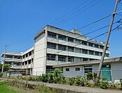 【小学校】飯岡小学校様まで1800ｍ