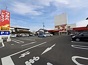 【ドラッグストア】ツルハドラッグ 朝倉店まで1200ｍ