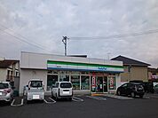 【コンビニエンスストア】ファミリーマート　倉敷古城池店まで1000ｍ