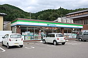 【コンビニエンスストア】ファミリーマートまで900ｍ