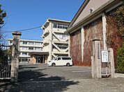 【小学校】荒崎小学校まで1400ｍ