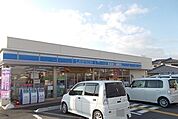 【コンビニエンスストア】ローソン東近江東沖野三丁目店様まで550ｍ
