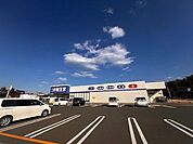 【ドラッグストア】薬王堂 相馬松川浦店まで400ｍ