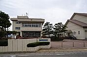 【小学校】上林小学校まで1300ｍ