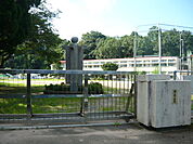【小学校】瀬々串小学校まで2100ｍ