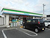【コンビニエンスストア】ファミリーマート駅家江良店まで500ｍ