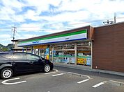 【コンビニエンスストア】ファミリーマート笠岡富岡店まで1000ｍ