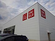 ユニクロ東尾道店まで400ｍ