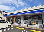 【コンビニエンスストア】ローソン三原宮浦六丁目店まで1300ｍ