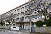 【小学校】三次小学校まで500ｍ
