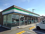 【コンビニエンスストア】ファミリーマート丸亀三条町店まで400ｍ