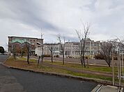 【小学校】さくら小学校まで450ｍ