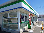 【コンビニエンスストア】ファミリーマート下松南花岡店まで650ｍ