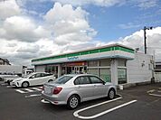 【コンビニエンスストア】ファミリーマート観音寺中田井店まで1800ｍ