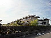 【小学校】多度津町立豊原小学校まで1300ｍ