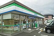 【コンビニエンスストア】ファミリーマート有田宮原店様まで95ｍ