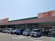 【スーパー】ぎゅーとらラブリー平田店まで290ｍ