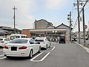 【コンビニエンスストア】セブンイレブン桑名外堀店まで550ｍ