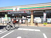 【コンビニエンスストア】セブンイレブン春日岡本店まで140ｍ