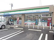 【コンビニエンスストア】ファミリーマート伊賀三田店様まで450ｍ
