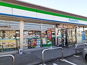 【コンビニエンスストア】ファミリーマート富山本郷店まで410ｍ