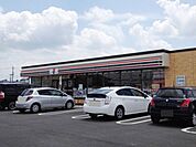 【コンビニエンスストア】セブンイレブン甲南町新治店まで71ｍ