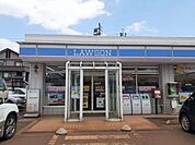 【コンビニエンスストア】ローソン新井高柳店まで550ｍ