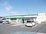 【コンビニエンスストア】ファミリーマート甲西三雲店まで400ｍ
