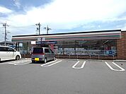 【コンビニエンスストア】セブンイレブン筑西川島店まで700ｍ