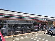 【コンビニエンスストア】セブンイレブン友部駅前通り店まで481ｍ