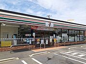 【コンビニエンスストア】セブンイレブン取手小浮気店まで430ｍ