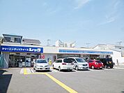【コンビニエンスストア】ローソン霞ケ丘4丁目店まで1400ｍ