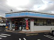 【コンビニエンスストア】ローソン久留米大学前店まで970ｍ