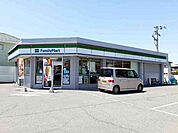 【コンビニエンスストア】ファミリーマート　明石魚住店まで66ｍ
