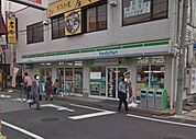 【コンビニエンスストア】ファミリーマート　日進駅南口店まで400ｍ
