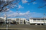 【小学校】江釣子小学校まで120ｍ