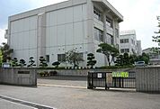 【小学校】富里市立七栄小学校まで1300ｍ