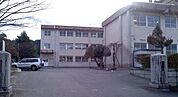 【中学校】渡利中学校まで2000ｍ