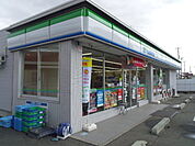 【コンビニエンスストア】ファミリーマート福島商業高校前まで1100ｍ