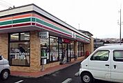 【コンビニエンスストア】セブンイレブン飯坂八景店まで400ｍ