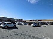 【スーパー】ヨークタウン南陽まで2100ｍ