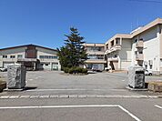 【小学校】藤島小学校まで404ｍ