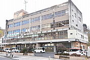【市役所・区役所】三春町役場まで1800ｍ