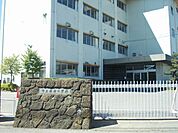 【小学校】岩舟小学校まで350ｍ