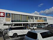 【レンタルビデオ】ＴＳＵＴＡＹＡ  東松本店まで1000ｍ